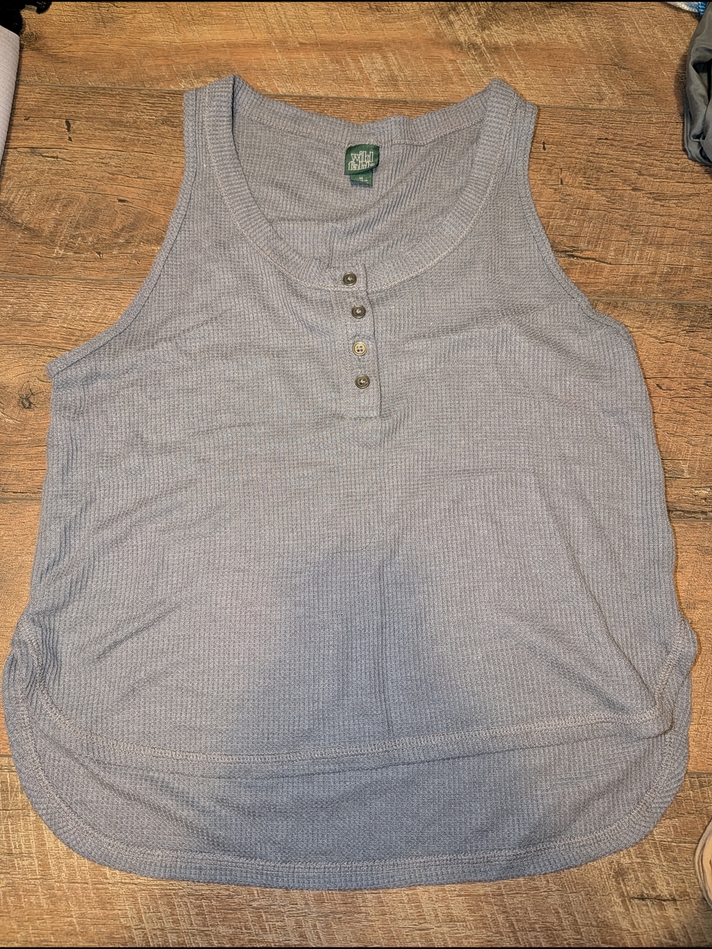 Wild Fable Heathered Light Blue/Grey Ribbed Henley Tank